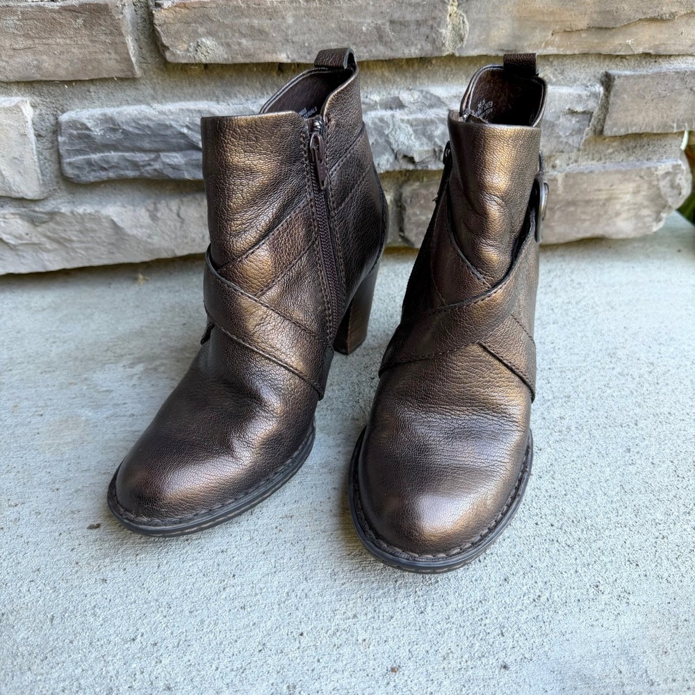 Born Kerri Metallic Bronze Leather Ankle Boots Buckle Zip Block Heel 6 Chic Moto